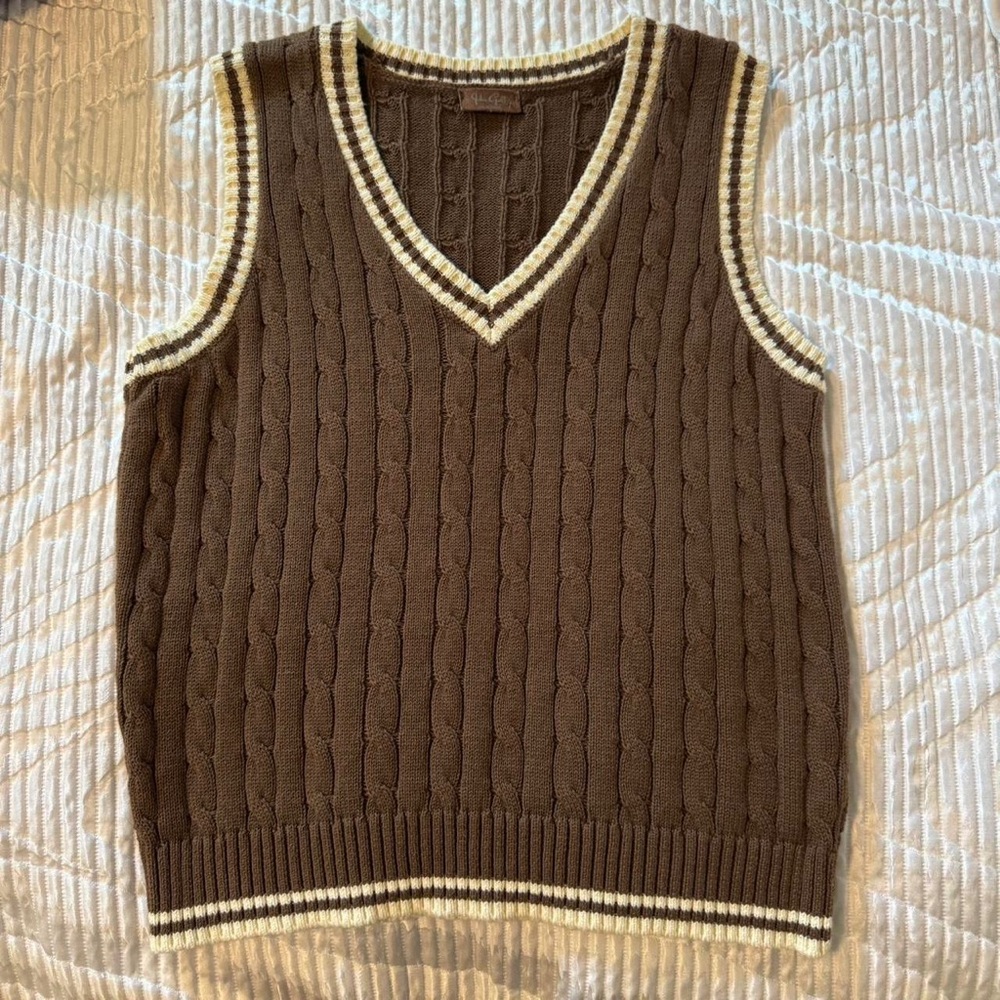 Brandy Melville John Galt Brown Cable Knit Sweater Vest